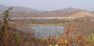 Road (bridge) construction on the east coast Donghae Line 